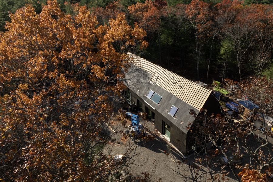 Shingling under way in autumn, seen from above.